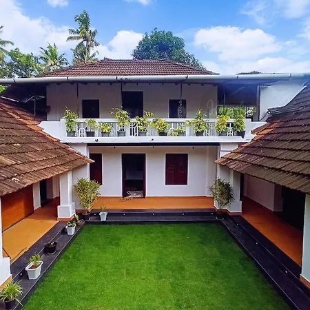 Kayyalas Courtyard Thrissur Exterior photo