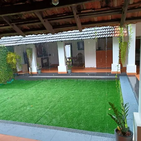 Kayyalas Courtyard Thrissur Exterior photo