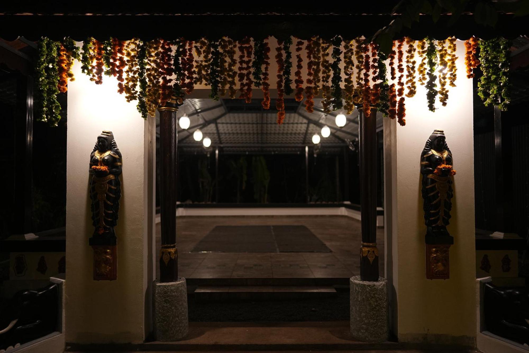 Kayyalas Courtyard * Thrissur